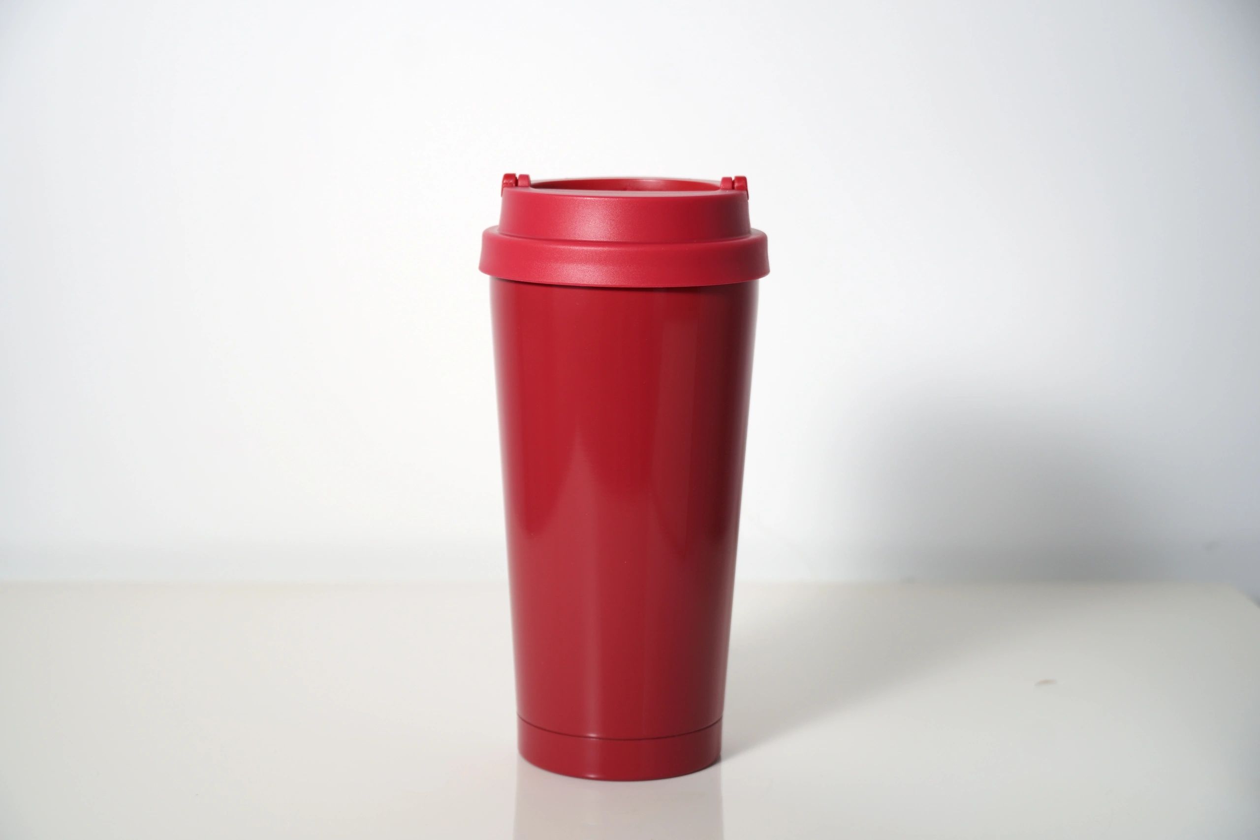 Vacuum insulated stainless steel travel tumbler
