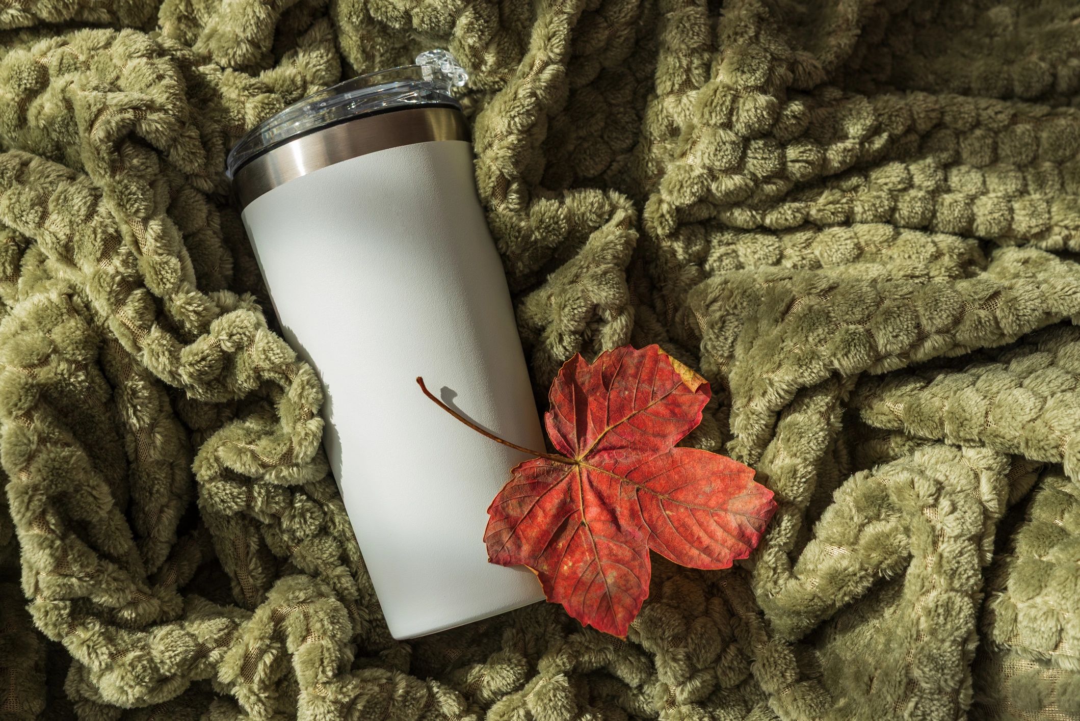 Autumn themed tumbler with maple leaf